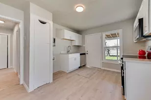5074 Mayfair St, Fort Worth, TX 76116 - Photo 7