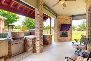 8900 Bluestem Dr, Lantana, TX 76226 - Photo 33