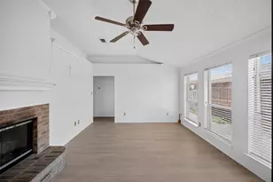 6206 Tidewater Dr, Arlington, TX 76018 - Photo 7