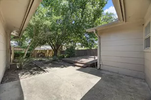 2413 Village Green Dr, Garland, TX 75044 - Photo 17