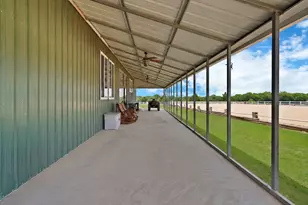 411 N Oak Branch Rd, Waxahachie, TX 75167 - Photo 9