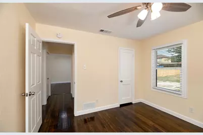 2610 Michigan Avenue, Dallas, TX 75216 - Photo 11