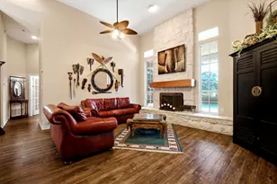 9439 St Johns Ct, Pilot Point, TX 76258 - Photo 7