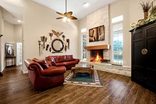 9439 St Johns Ct, Pilot Point, TX 76258 - Photo 5