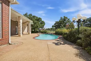 9439 St Johns Ct, Pilot Point, TX 76258 - Photo 29