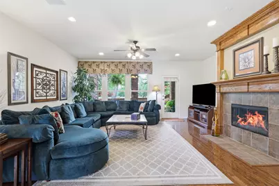 3816 Landsdowne Drive, McKinney, TX 75072 - Photo 13