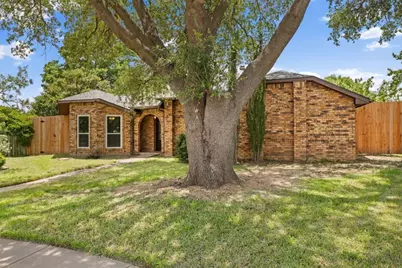 2008 Rochelle Lane, Carrollton, TX 75007 - Photo 3