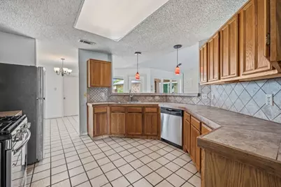2008 Rochelle Lane, Carrollton, TX 75007 - Photo 13