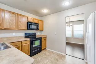 2417 Grand Rapids Dr, Fort Worth, TX 76177 - Photo 5