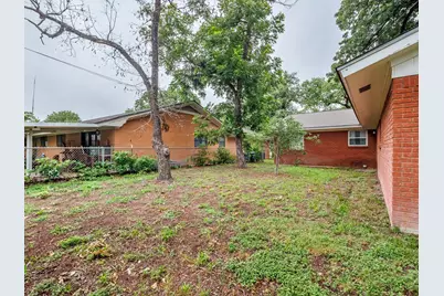 1340 Wildwood, Stephenville, TX 76401 - Photo 31