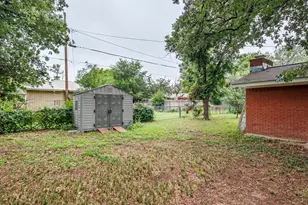 1340 Wildwood, Stephenville, TX 76401 - Photo 27