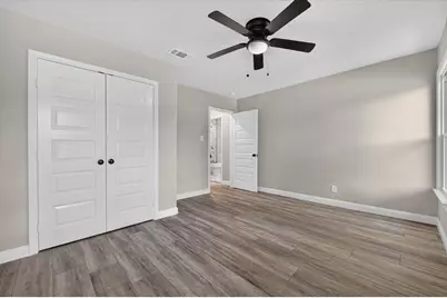 2029 Queen Street, Fort Worth, TX 76103 - Photo 17