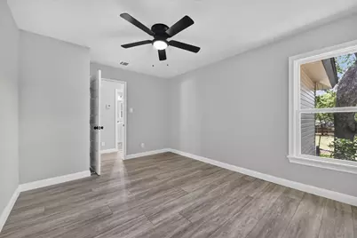 2029 Queen Street, Fort Worth, TX 76103 - Photo 21