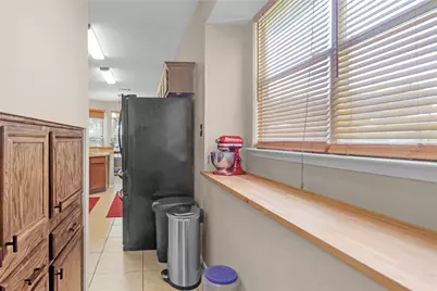 5502 Hyannis Drive, Arlington, TX 76018 - Photo 9