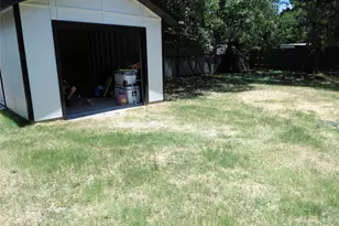 636 Clearfield Rd, Dallas, TX 75217 - Photo 7
