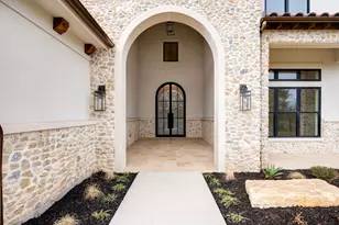 10621 Arrowhead Pt Dr, Fort Worth, TX 76179 - Photo 5