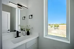 312 N Lancaster Ave, Dallas, TX 75203 - Photo 25