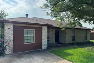 416 Butterfly Ln, Red Oak, TX 75154 - Photo 1