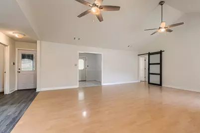 8821 Glen Hollow Drive, Fort Worth, TX 76179 - Photo 11