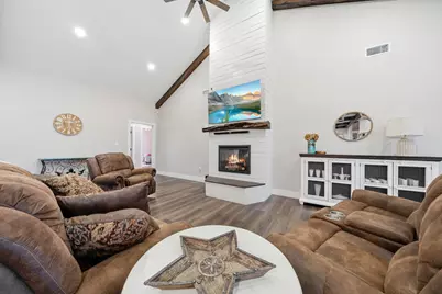 372 County Road 2547, Meridian, TX 76665 - Photo 7