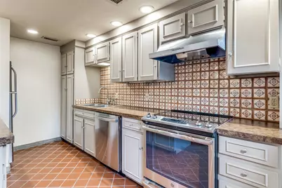 3327 Prescott Avenue #3327, Dallas, TX 75219 - Photo 9