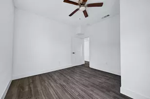 710 E Lamar St, Sherman, TX 75090 - Photo 15