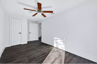 710 E Lamar Street, Sherman, TX 75090 - Photo 17