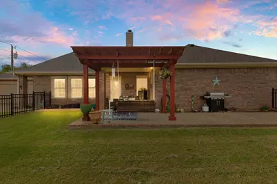 17012 Trailwood Drive, Whitney, TX 76692 - Photo 3