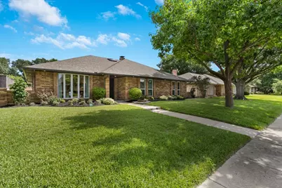 2303 Stone Glen Lane, Carrollton, TX 75007 - Photo 3