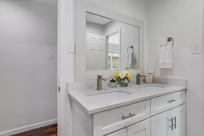 2303 Stone Glen Lane, Carrollton, TX 75007 - Photo 23