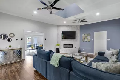 2303 Stone Glen Lane, Carrollton, TX 75007 - Photo 5