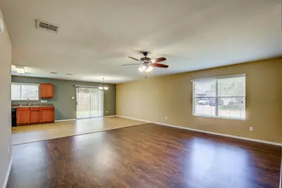 7000 Sylvan Meadows Drive, Fort Worth, TX 76120 - Photo 7
