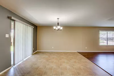 7000 Sylvan Meadows Drive, Fort Worth, TX 76120 - Photo 15