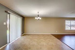 7000 Sylvan Meadows Dr, Fort Worth, TX 76120 - Photo 15