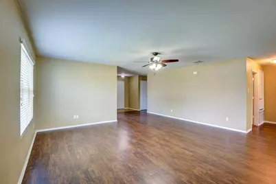7000 Sylvan Meadows Drive, Fort Worth, TX 76120 - Photo 9