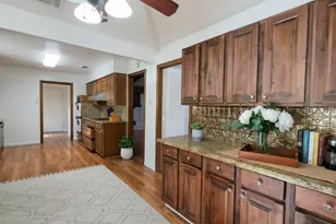 2013 Campbell Pkwy, Richardson, TX 75082 - Photo 9