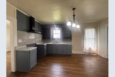 414 W 4th Street, Mt Pleasant, TX 75455 - Photo 7