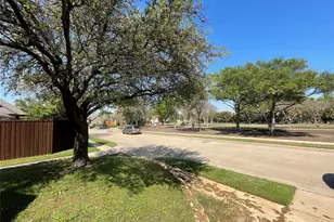8117 Still Springs Dr, Plano, TX 75025 - Photo 3