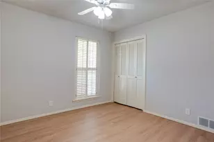615 Oxford Dr, Sherman, TX 75092 - Photo 15