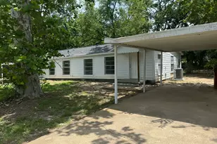 560 Athens St, Canton, TX 75103 - Photo 1