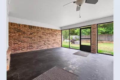 7304 Shady Hollow Lane, North Richland Hills, TX 76182 - Photo 25