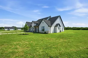 4790 Austin Cir, Sanger, TX 76266 - Photo 35