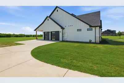 4790 Austin Circle, Sanger, TX 76266 - Photo 35