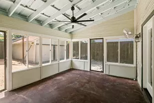 1821 College Ave, Fort Worth, TX 76110 - Photo 21
