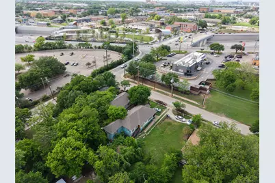 802 E 12th Street, Dallas, TX 75203 - Photo 13