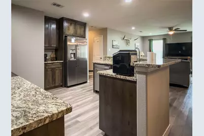296 Summit Drive, Mineral Wells, TX 76067 - Photo 13