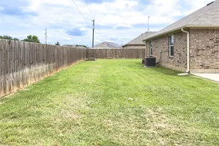 296 Summit Dr, Mineral Wells, TX 76067 - Photo 5