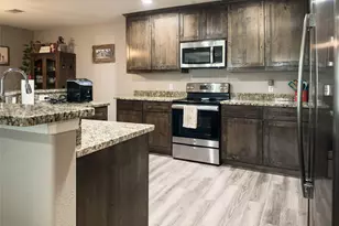 296 Summit Dr, Mineral Wells, TX 76067 - Photo 13