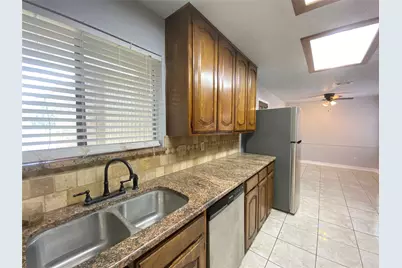 4131 Crossgate Court, Arlington, TX 76016 - Photo 11