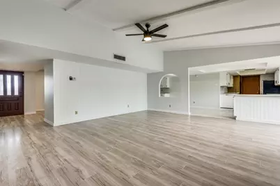 4931 S Colony Boulevard, The Colony, TX 75056 - Photo 9